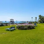 Modern In Cabopino Port Appartement Marbella