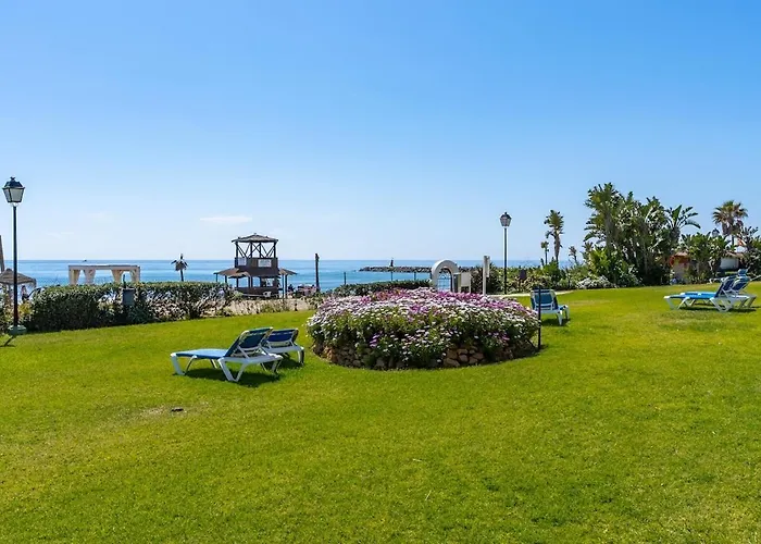 Modern In Cabopino Port Apartmán Marbella